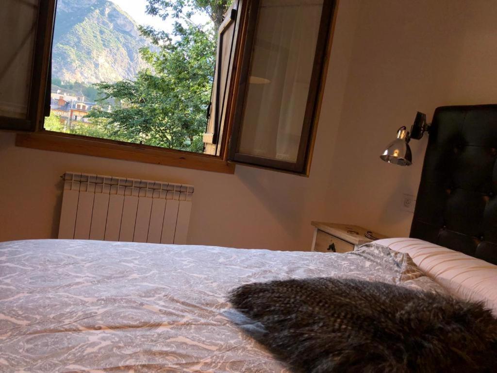ベナスケBpirineos-La Casita Del Rebecoアパートメント エクステリア 写真
